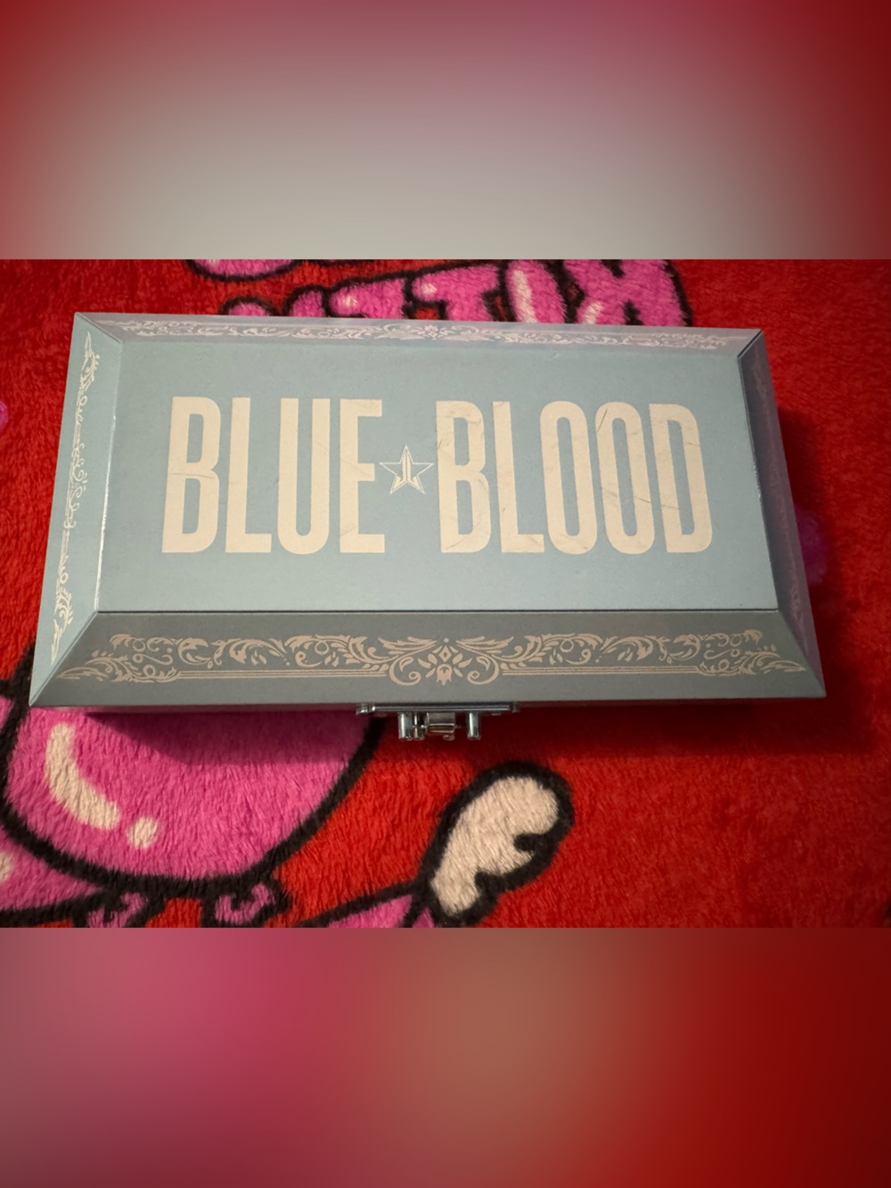 Jeffree Star Blue Blood Eyeshadow Palette - Light Blue